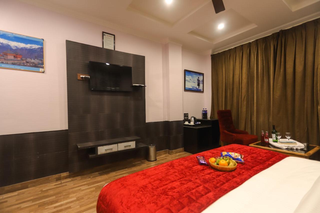 Hotel Holiday Hill, Near Mall Road, Mcleodganj# Parking#Restaurant Dharamsala Exteriér fotografie